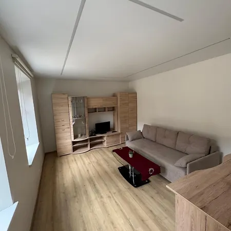 Cozy In Heart Of Old Town Apartment