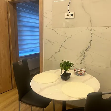 Cozy In Heart Of Old Town Апартаменти Вільнюс