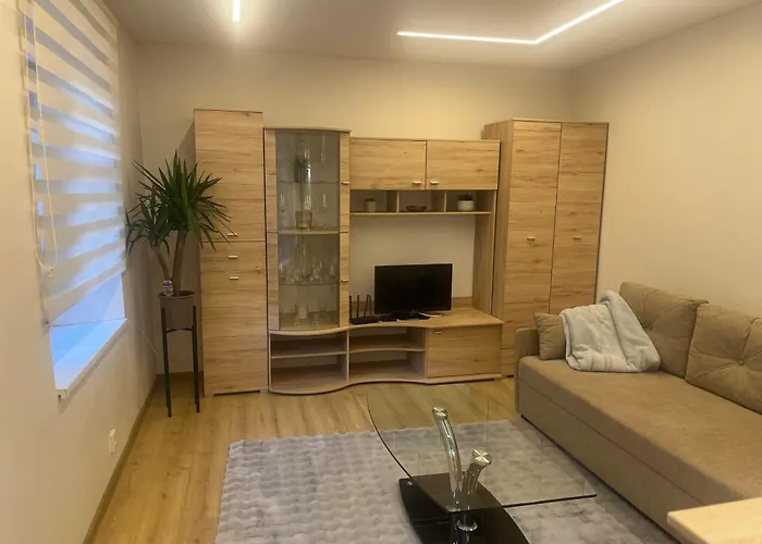 Cozy In Heart Of Old Town