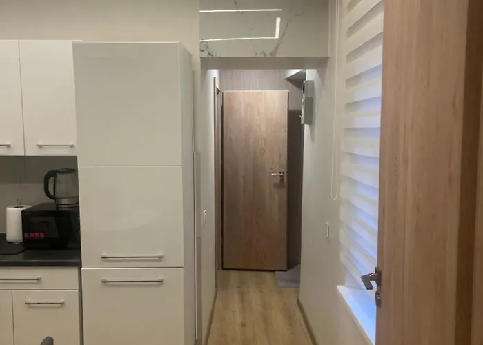 Cozy In Heart Of Old Town Apartment